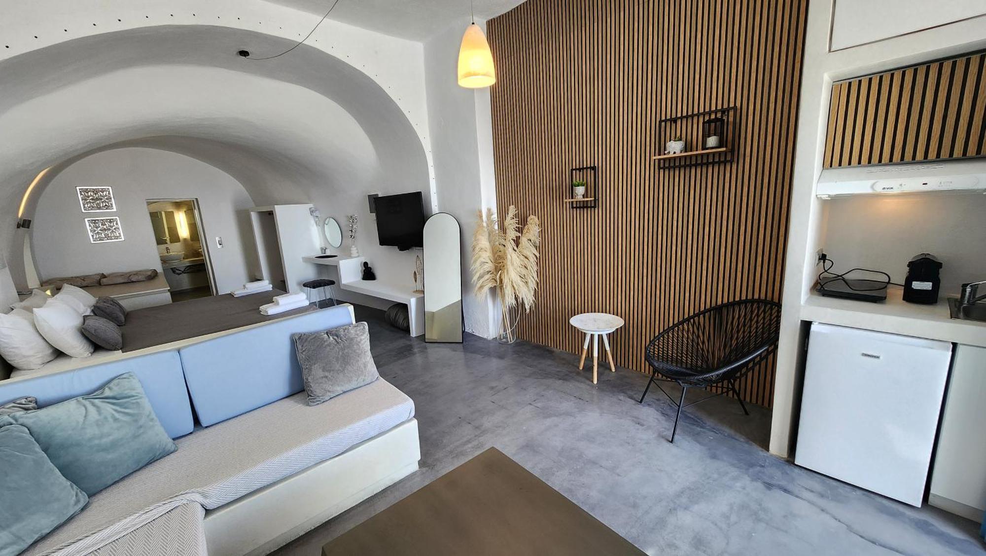 Euphoria Suites & Deluxe Studios Fira (Santorini) Exterior foto