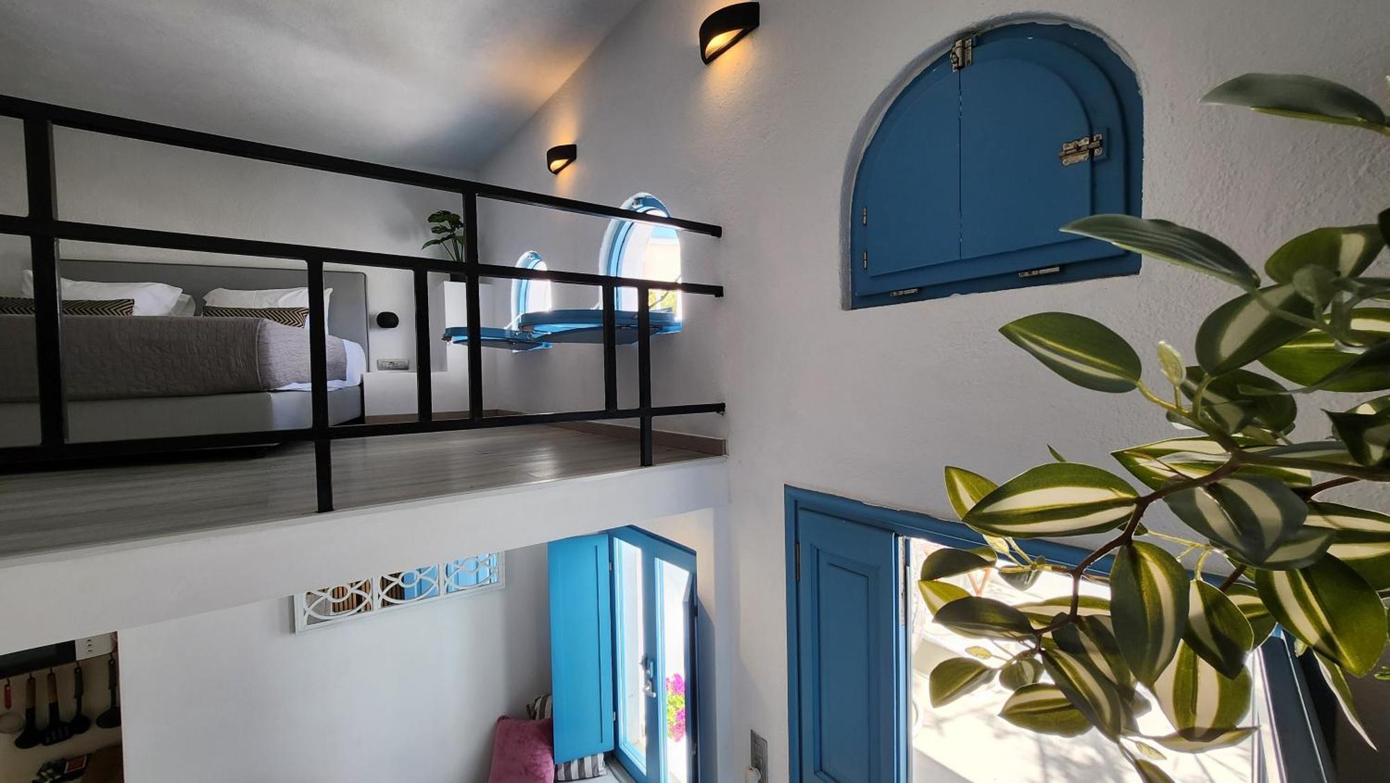 Euphoria Suites & Deluxe Studios Fira (Santorini) Exterior foto