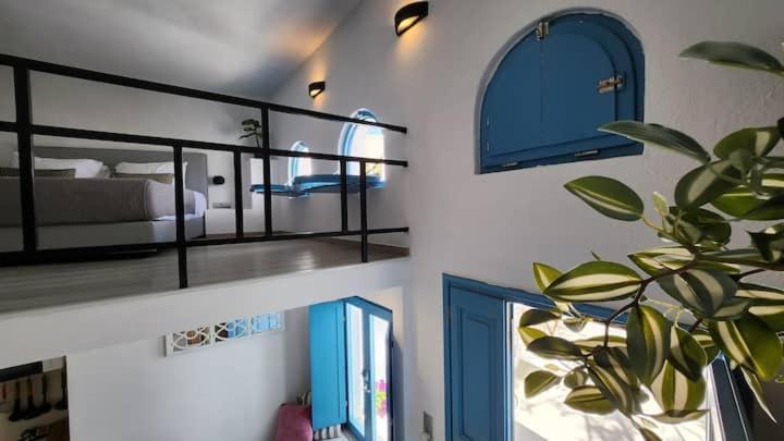 Euphoria Suites & Deluxe Studios Fira (Santorini) Exterior foto